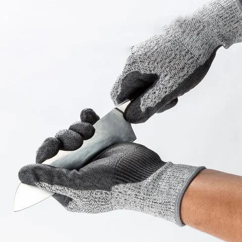 Grey Cut-Resistant Level 4 Gloves